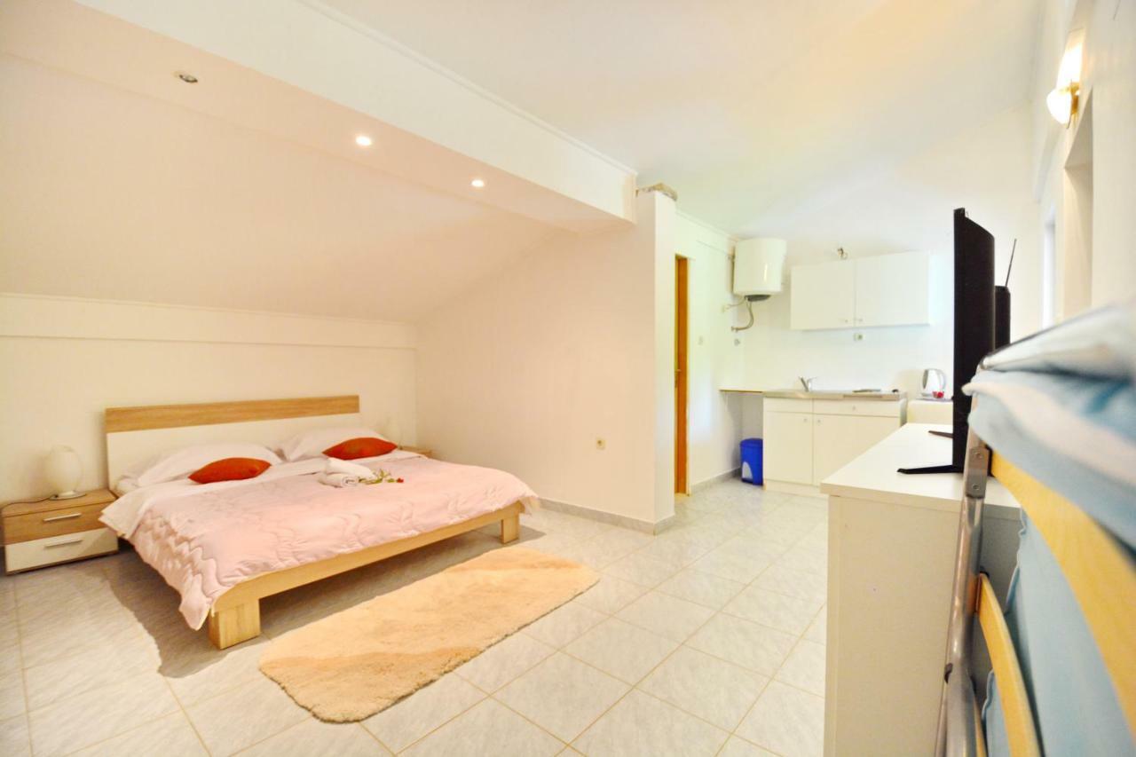 Apartmani Maca Sikovo Extérieur photo